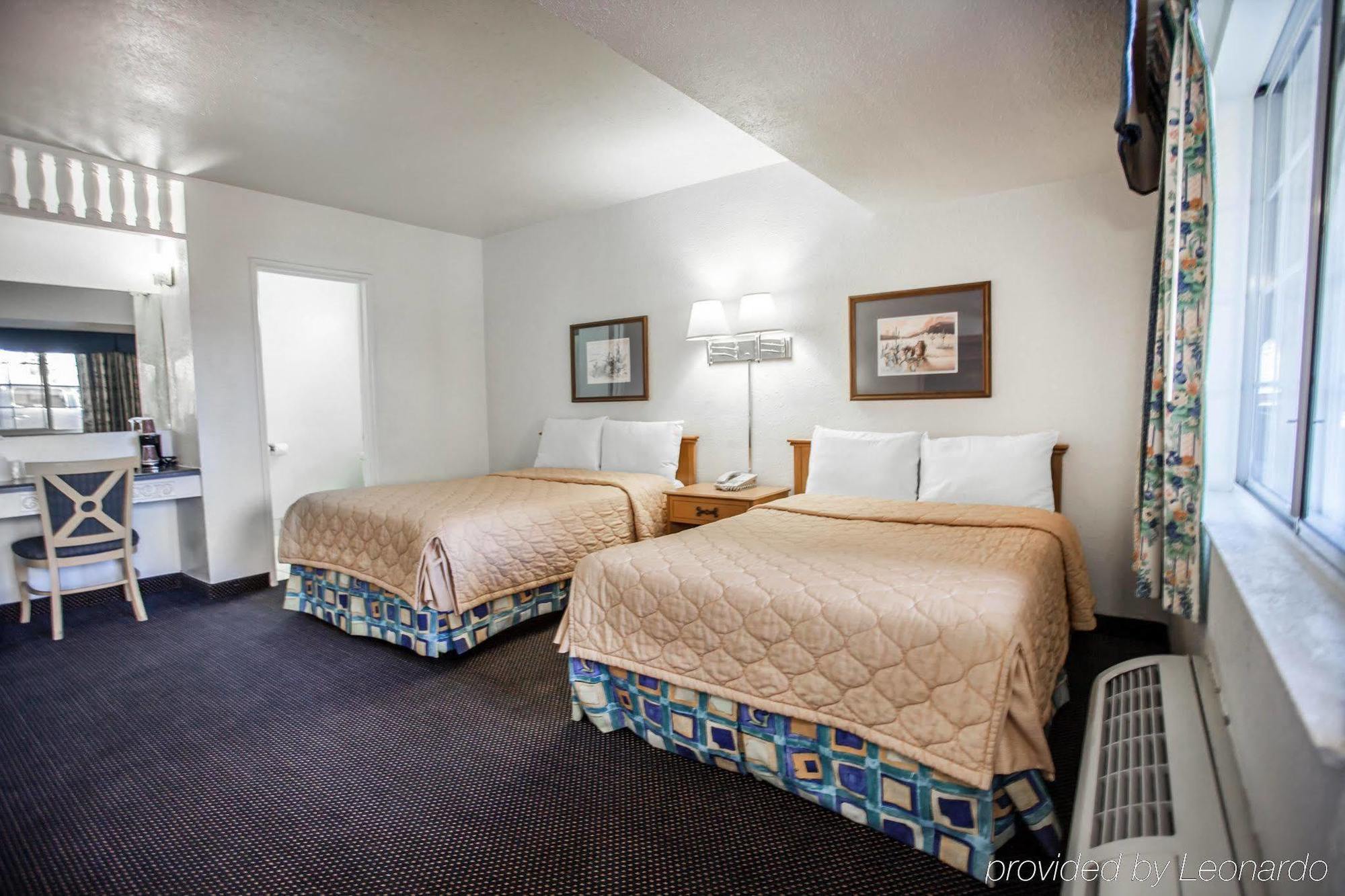 Econo Lodge On Historic Route 66 Barstow Kültér fotó