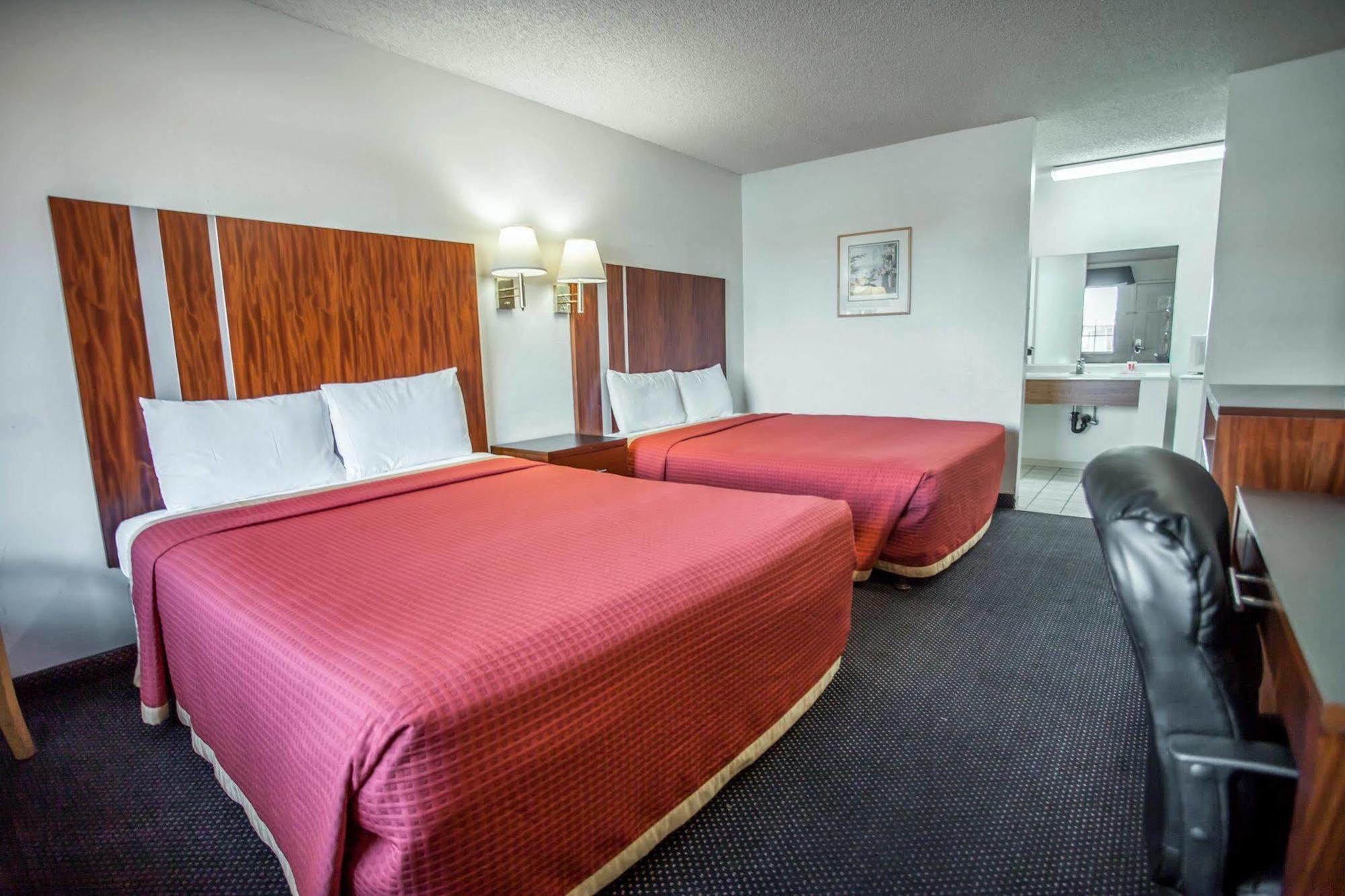 Econo Lodge On Historic Route 66 Barstow Kültér fotó